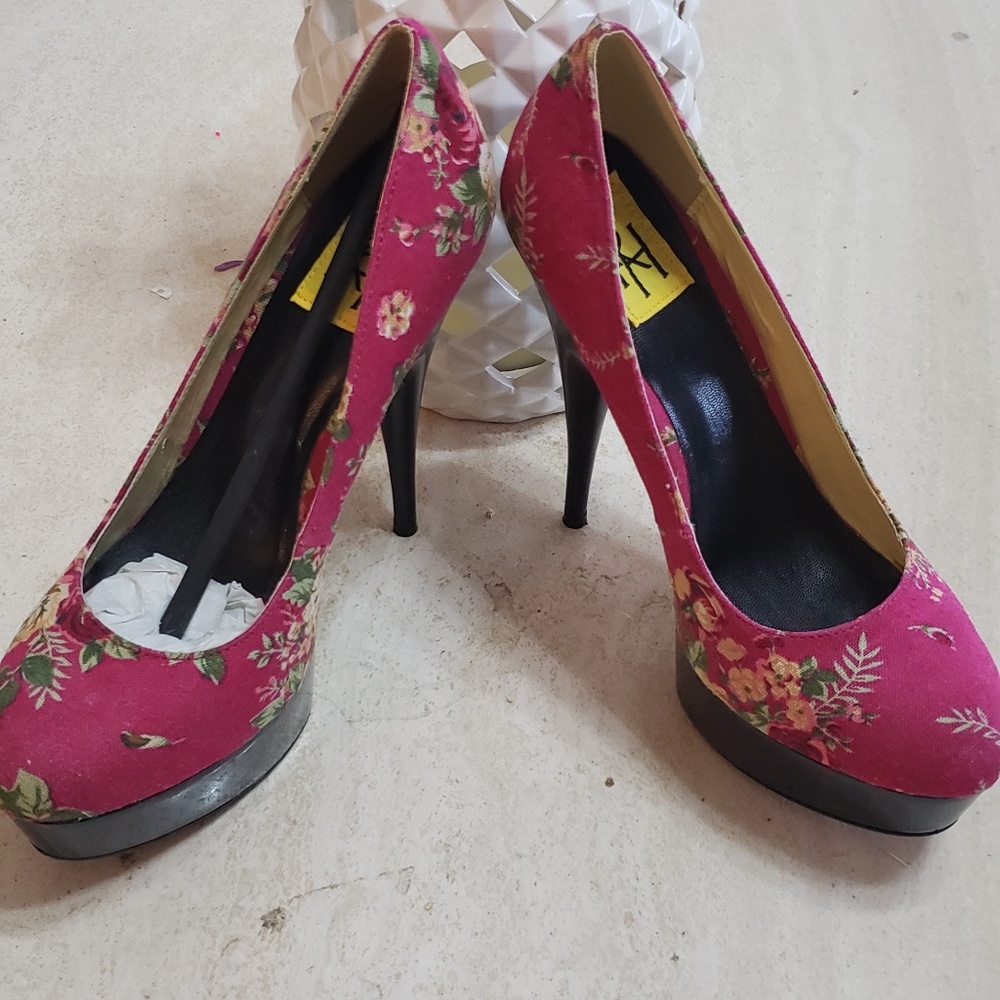 Sexy FRH heels floral